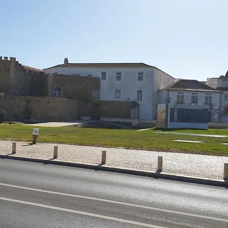 Casa Sinceira * Lagos